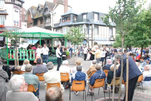 FESTIVAL  OFFENBACH